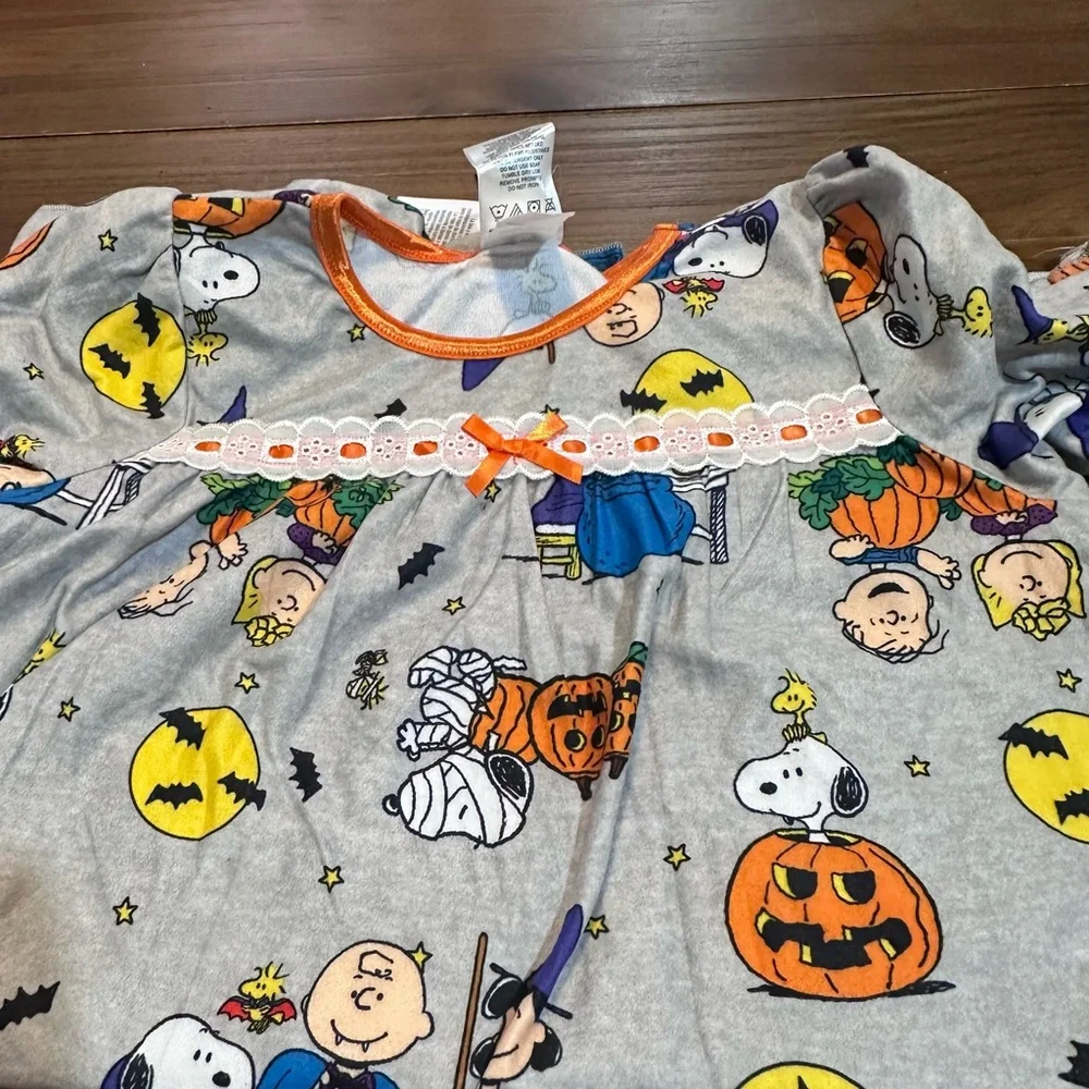 Peanuts Snoopy Halloween Nightgown Kids 8 NWT‎ Flame Resistant with eyelet lace